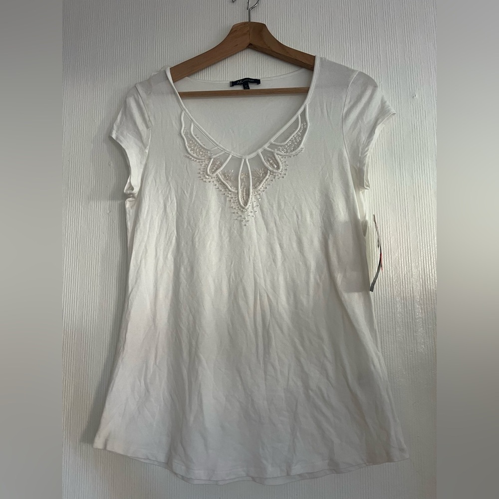 Anne Klein White Embroidered Blouse